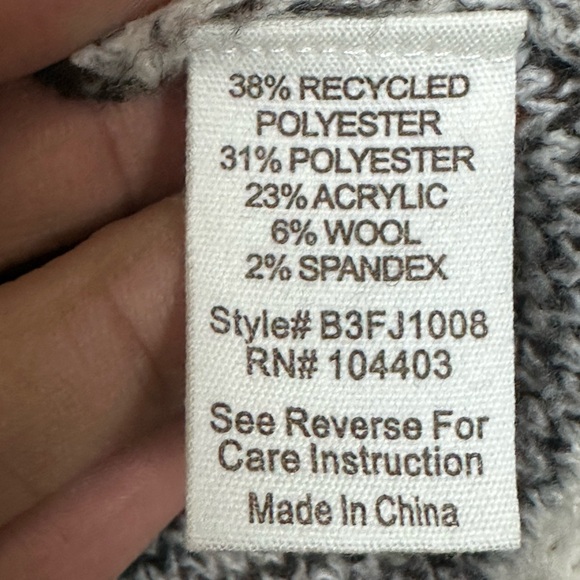 Blu Pepper Black & Cream Checkered Cardigan Size S Cropped Argyle Button Sweater - Picture 5 of 6